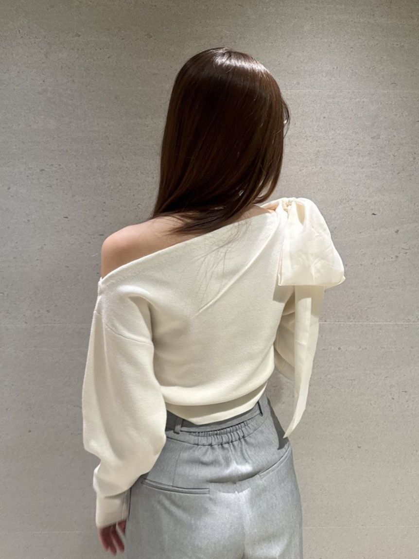 リボンショルダーニットトップス(ニット)｜トップス｜SNIDEL